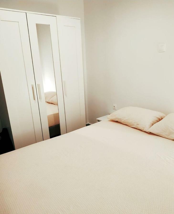 Finiki Seaside Apartment Экстерьер фото