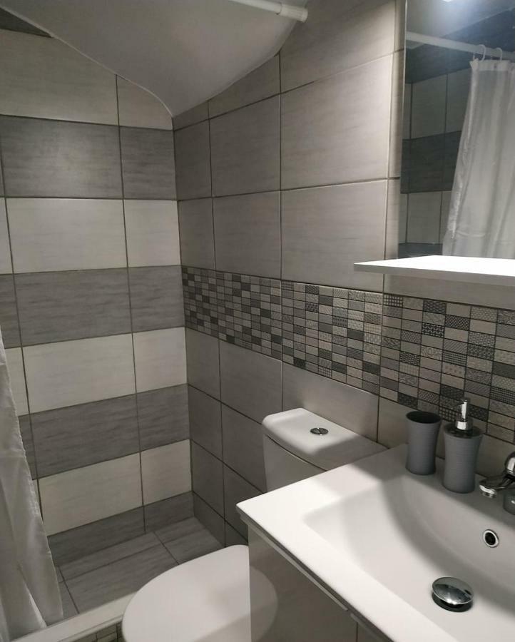 Finiki Seaside Apartment Экстерьер фото